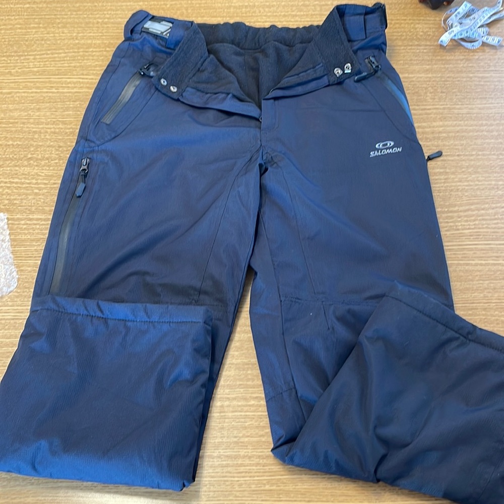 Salomon ski pants size XL kids